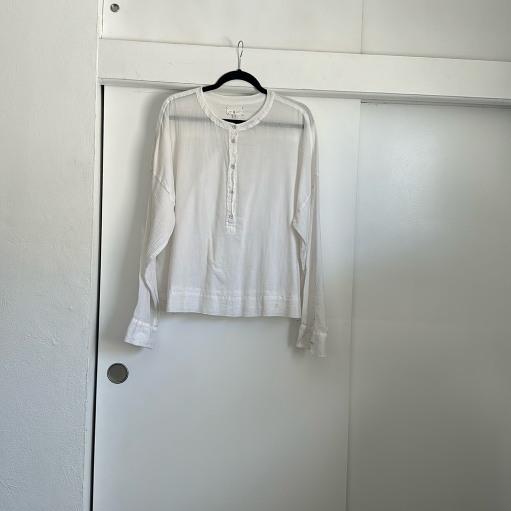 Lou and Grey white long sleeve gauze henley top